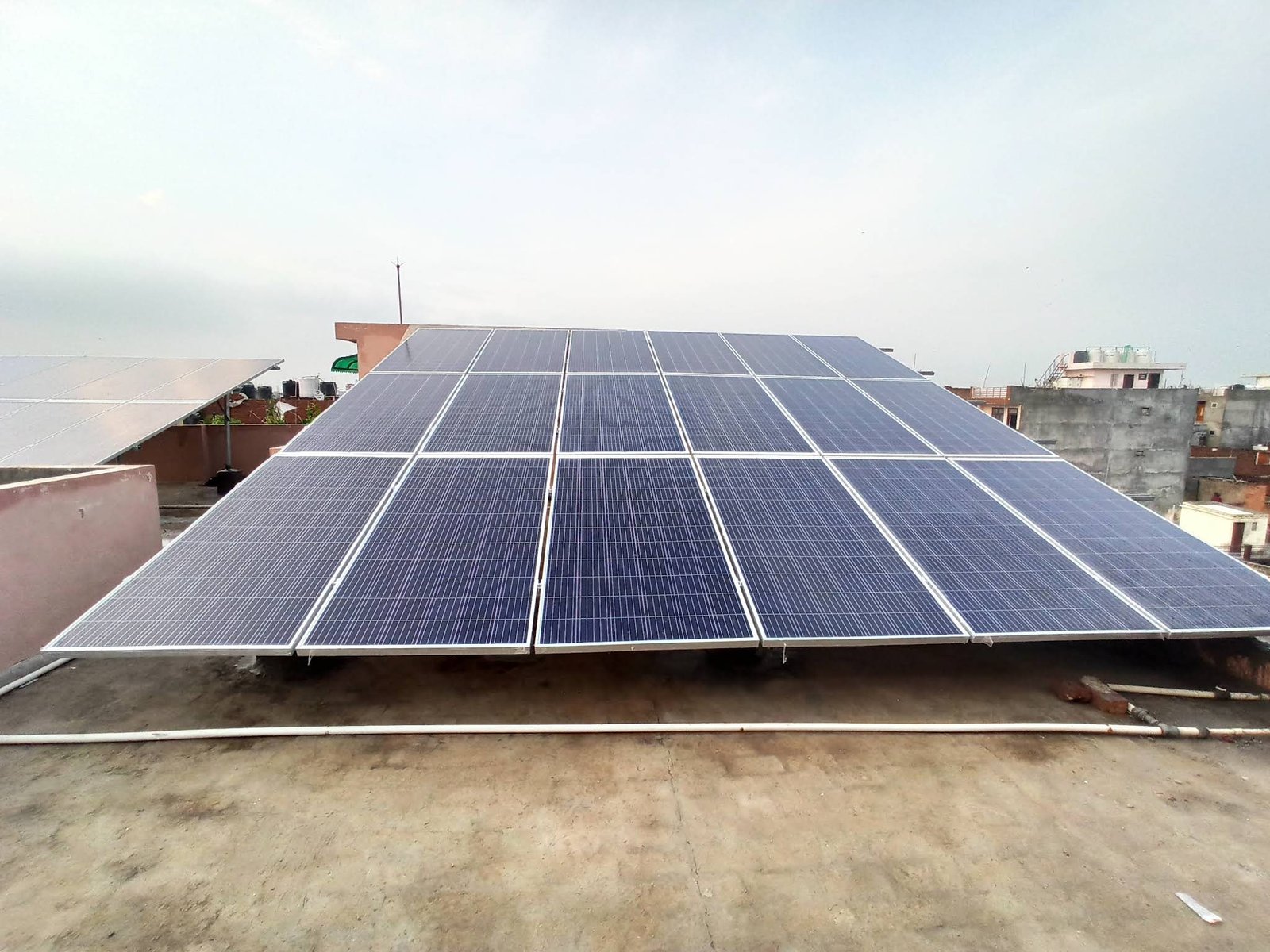 Large rooftop solar installation