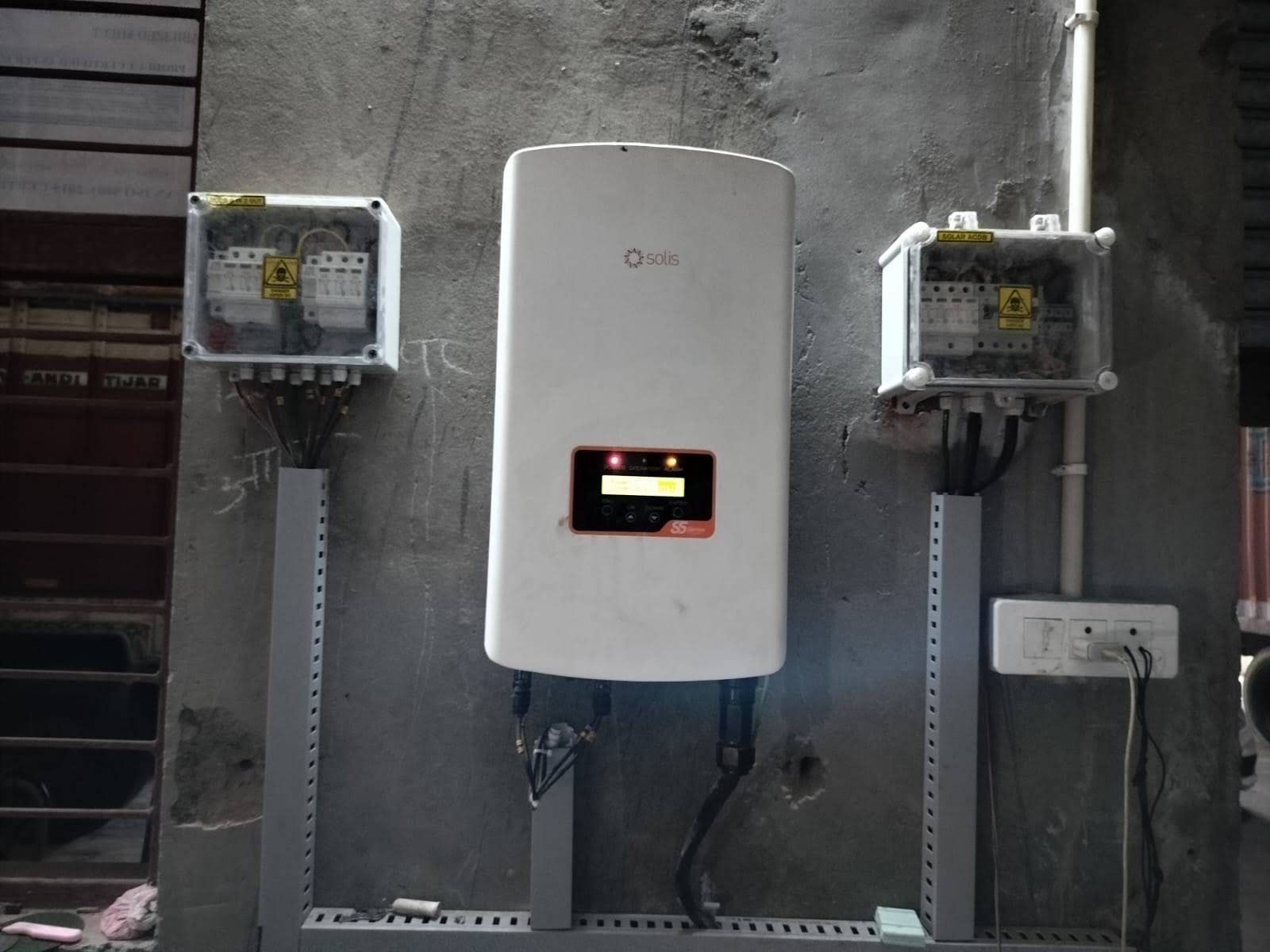 Solis inverter with protected electrical connections